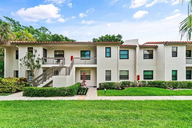 Boca Lago Country Club Homes Unit 28e photo 5