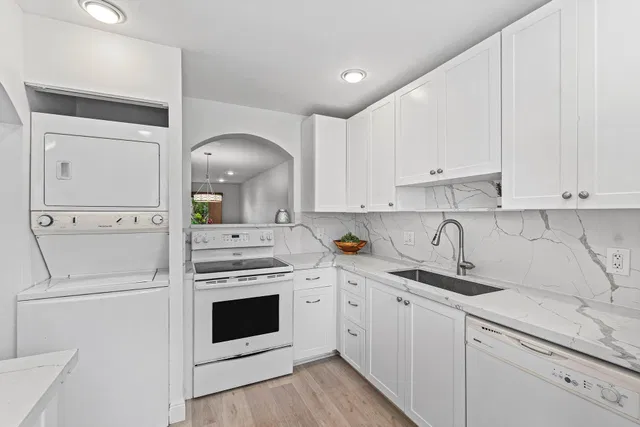 Boca Lago Country Club Homes Unit 28e photo 8