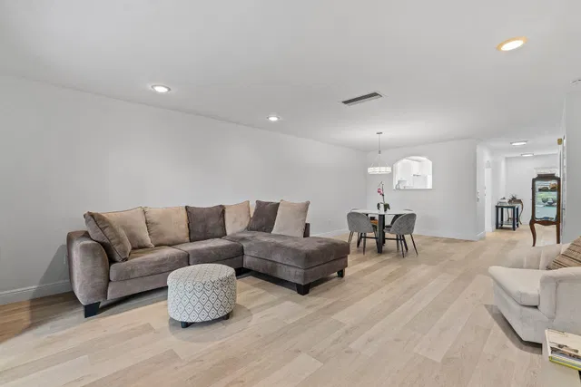 Boca Lago Country Club Homes Unit 28e photo 14