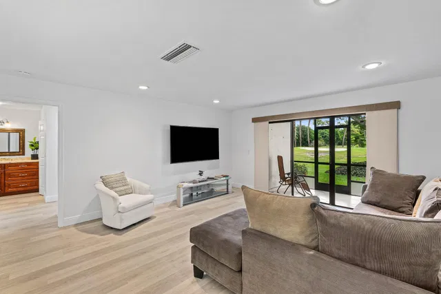 Boca Lago Country Club Homes Unit 28e photo 15