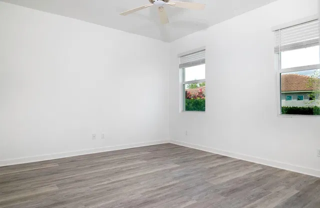 Residence photo 10