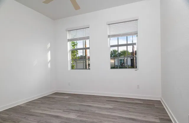 Residence photo 15