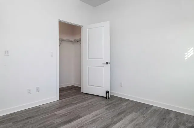 Residence photo 16