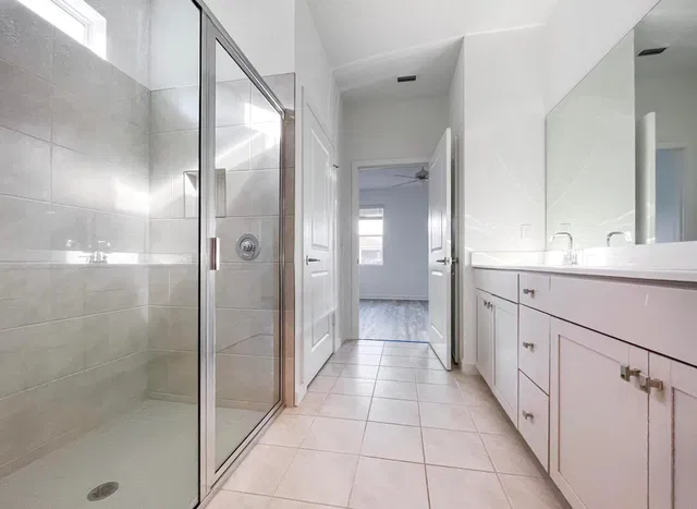 Residence photo 19