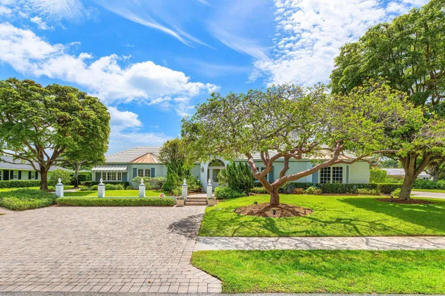 Residence photo 2