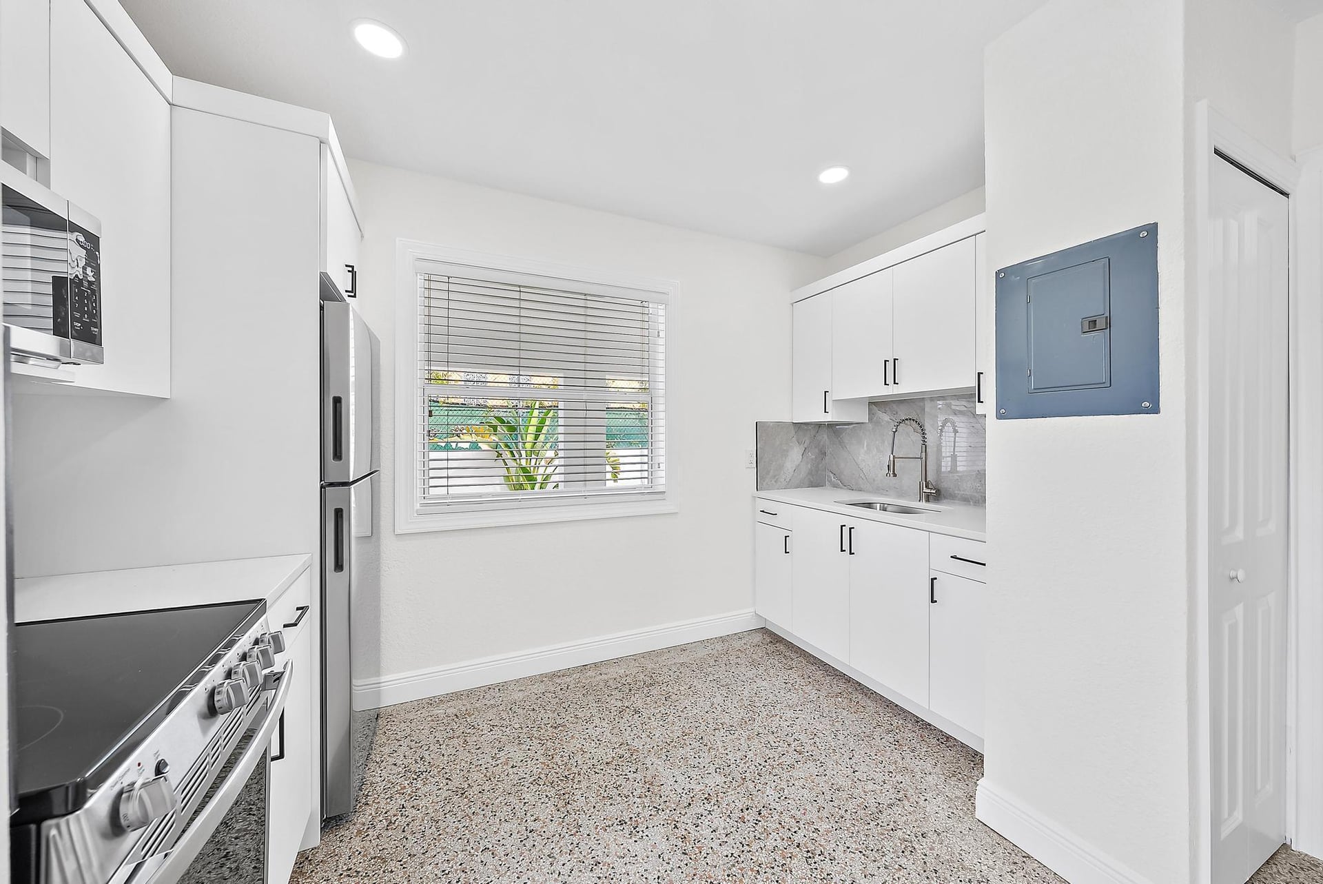 Old Northwood Unit 3 photo 6