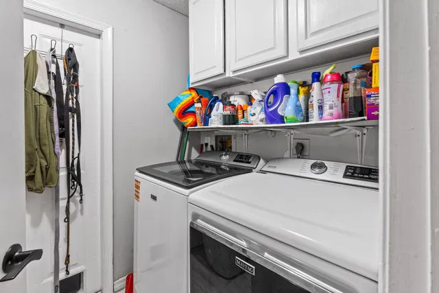 Residence photo 16