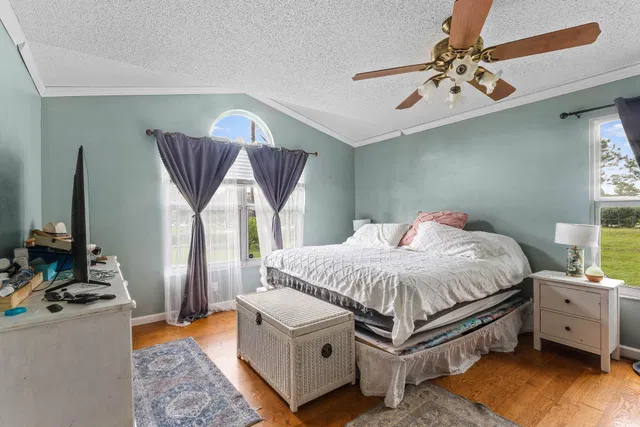 Residence photo 17