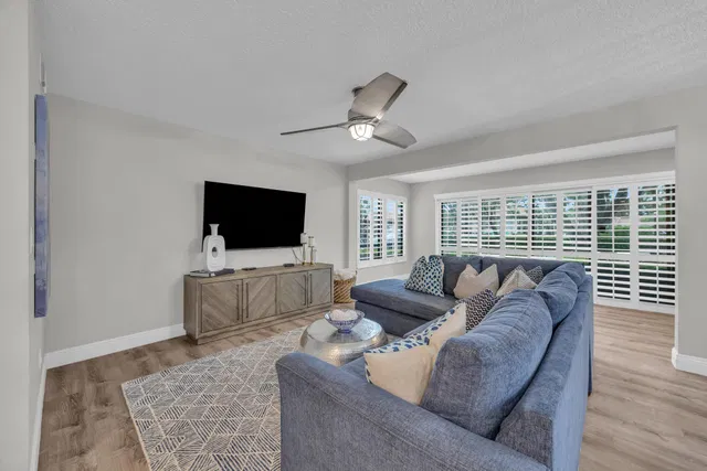 PGA National Palm Beach Gardens Unit 104 photo 5