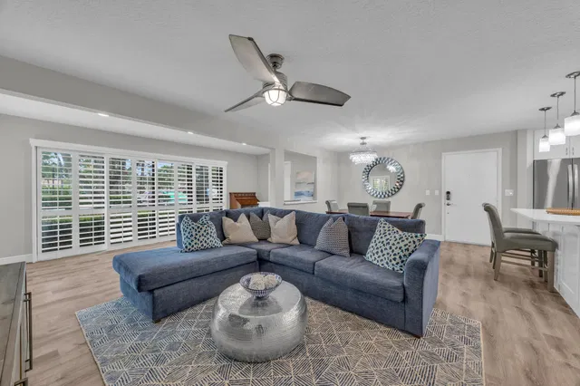PGA National Palm Beach Gardens Unit 104 photo 8