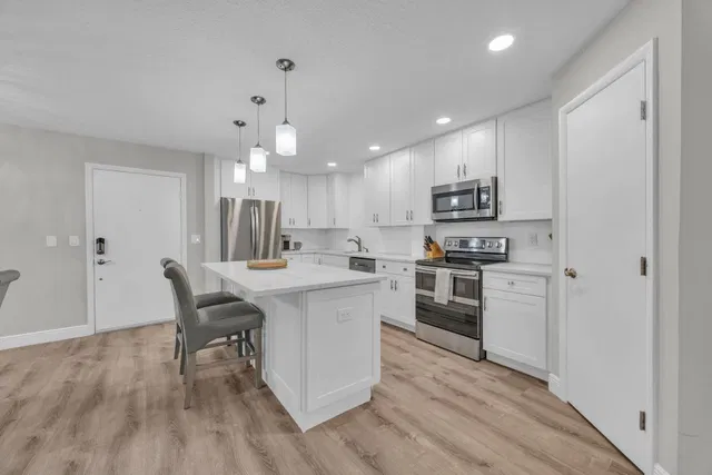 PGA National Palm Beach Gardens Unit 104 photo 9