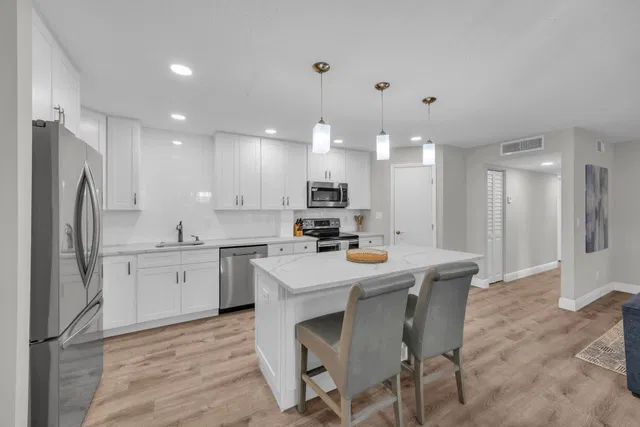 PGA National Palm Beach Gardens Unit 104 photo 12