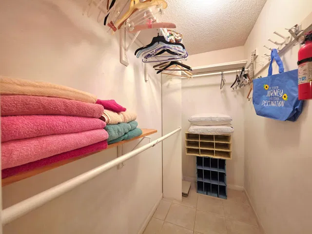  Unit O photo 15