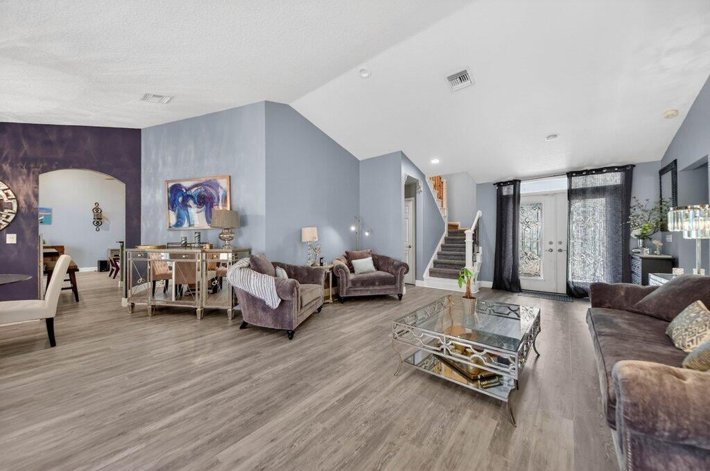 Residence photo 4