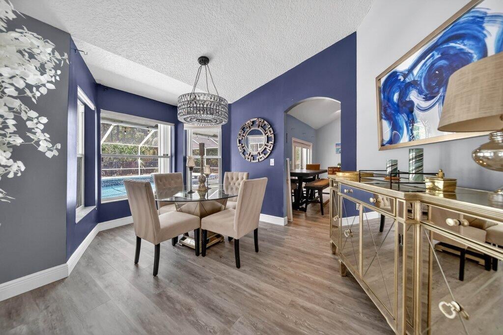 Residence photo 6