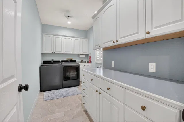 Residence photo 45