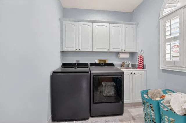 Residence photo 46