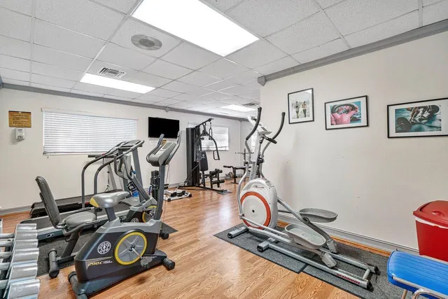 Unit 1103 photo 32