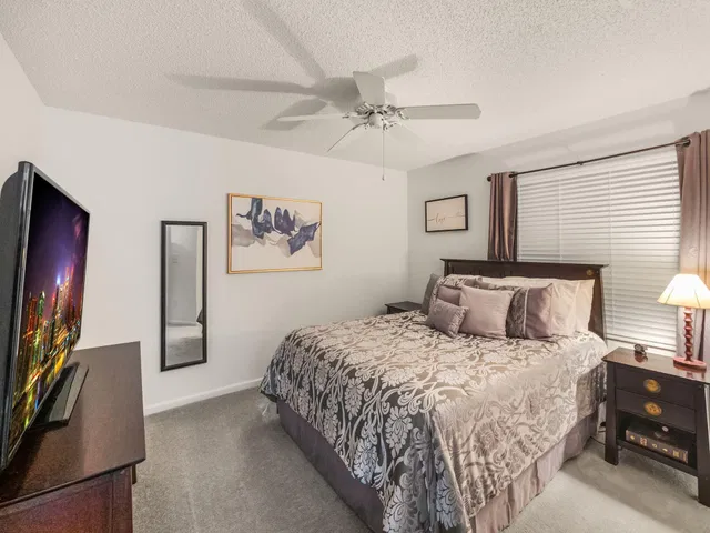 Residence photo 19