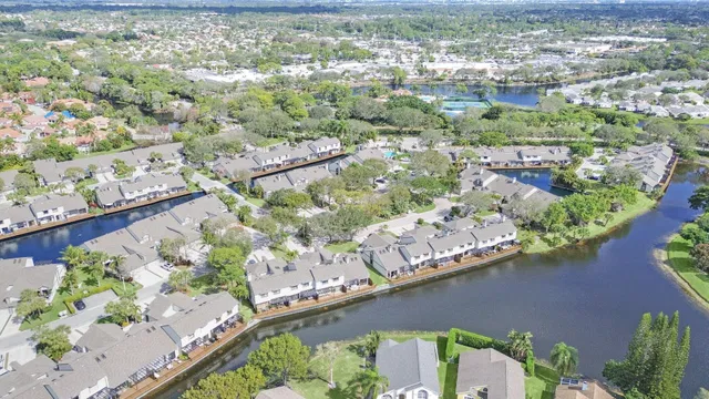 Residence photo 27