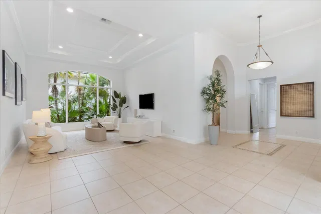 Mizner Country Club Residence photo 5