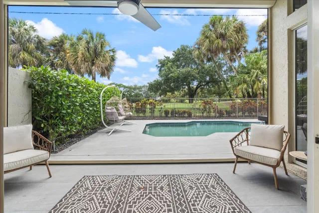 Mizner Country Club Residence photo 36