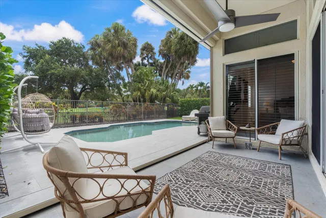 Mizner Country Club Residence photo 38