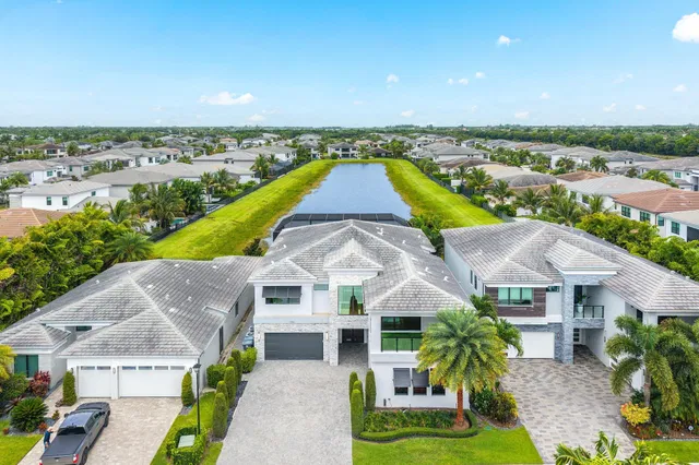Boca Bridges Residence photo 48