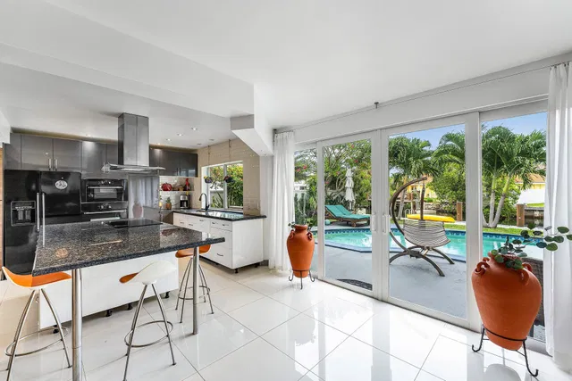 Caribbean Keys Residence photo 16