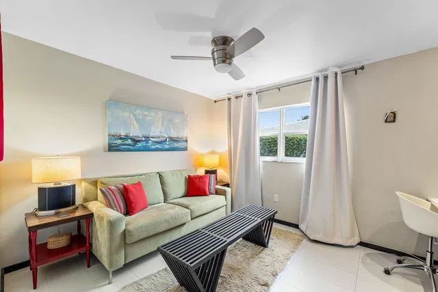 Caribbean Keys Residence photo 25