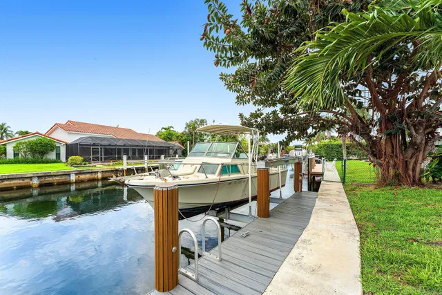 Caribbean Keys Residence photo 34