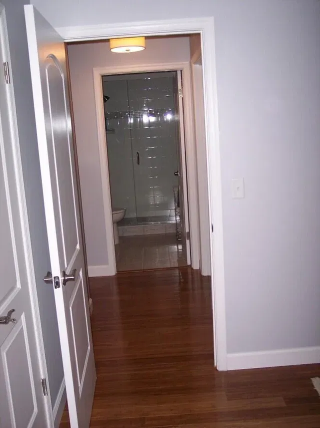 Unit L photo 13