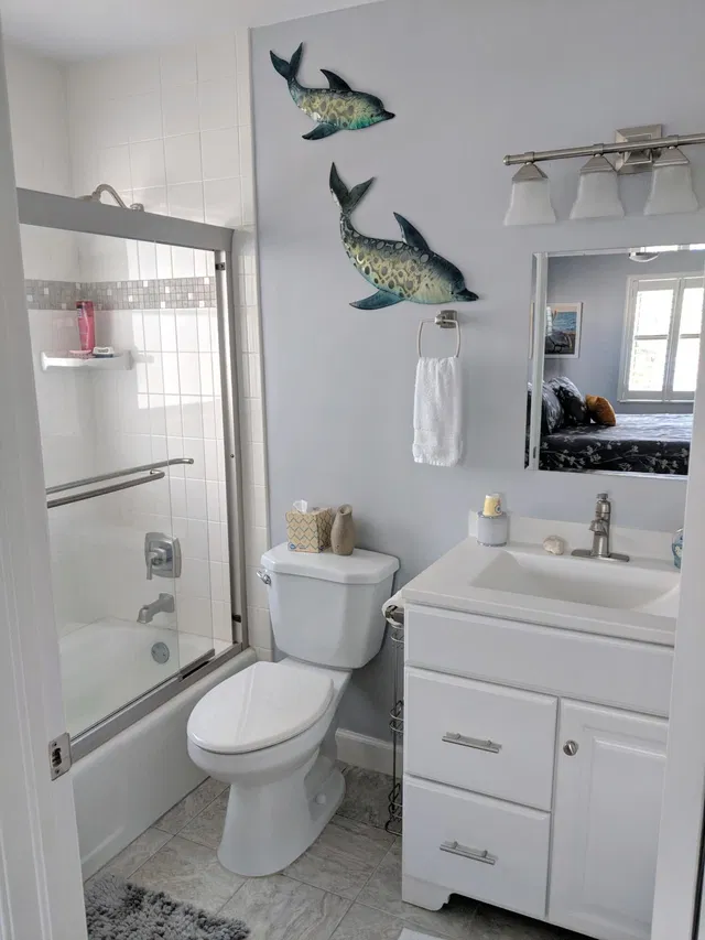 Unit L photo 15