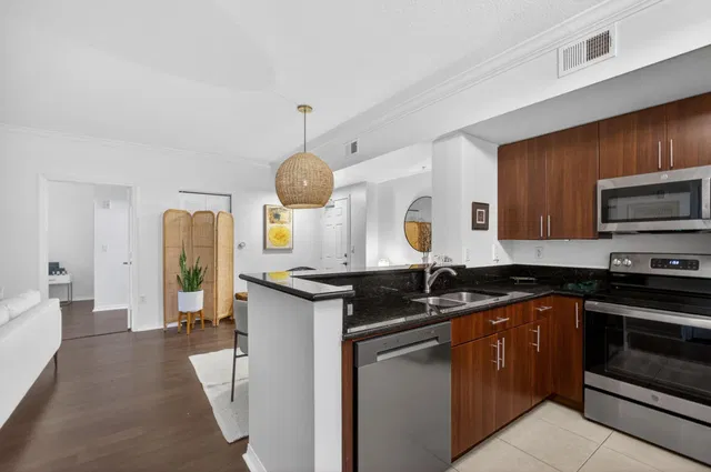 Residences at Midtown Palm Beach Gardens Unit 3203 photo 8