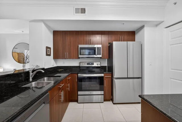 Residences at Midtown Palm Beach Gardens Unit 3203 photo 9