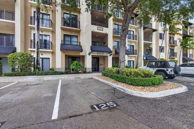 Residences at Midtown Palm Beach Gardens Unit 3203 photo 28