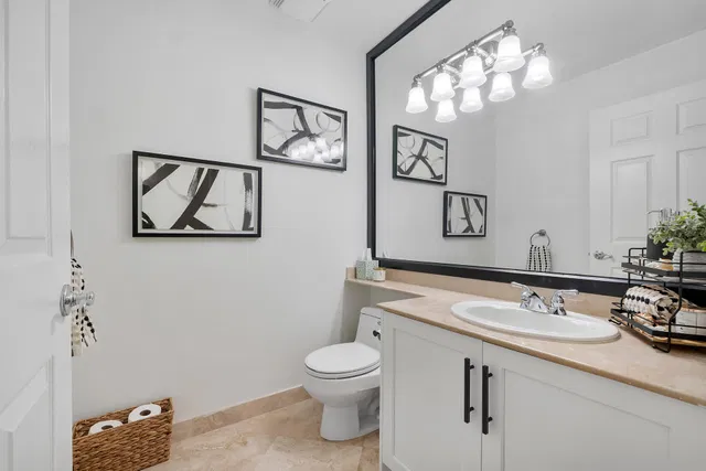Unit 102 photo 14