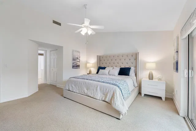Unit 102 photo 18