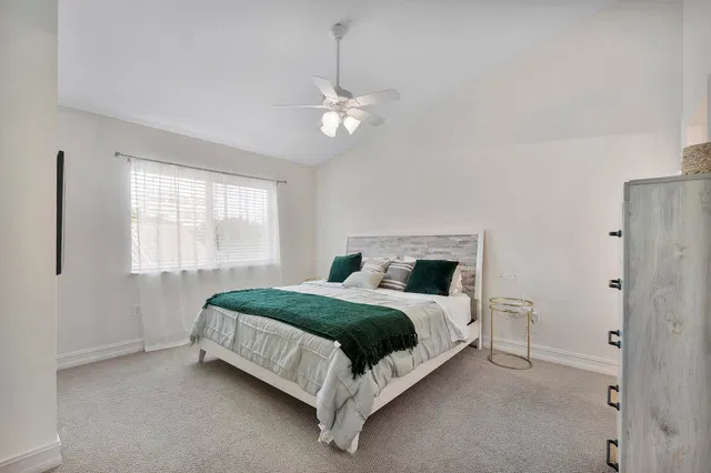 Unit 102 photo 21