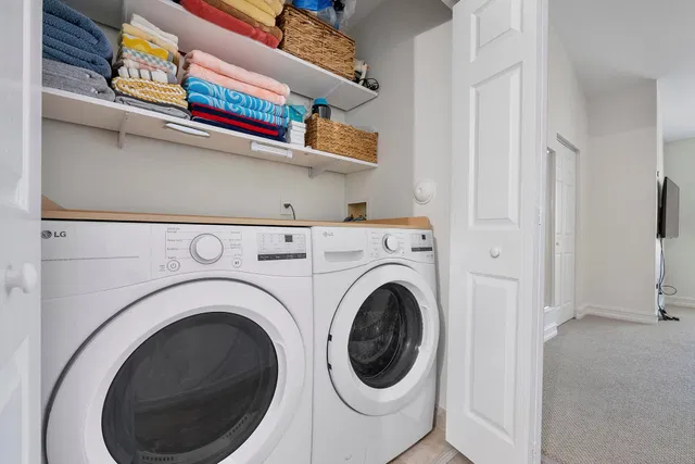 Unit 102 photo 25