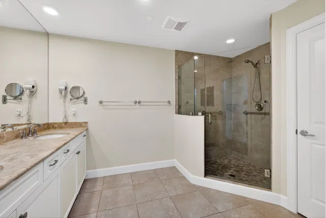 Residence photo 23
