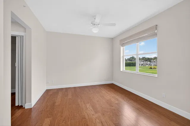 Residence photo 26