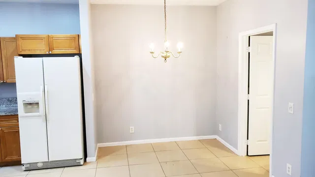  Residence photo 4