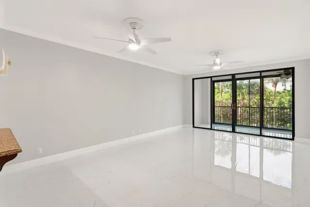 Singer Island Unit 206 photo 14