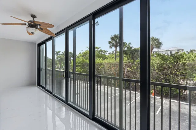 Singer Island Unit 206 photo 15