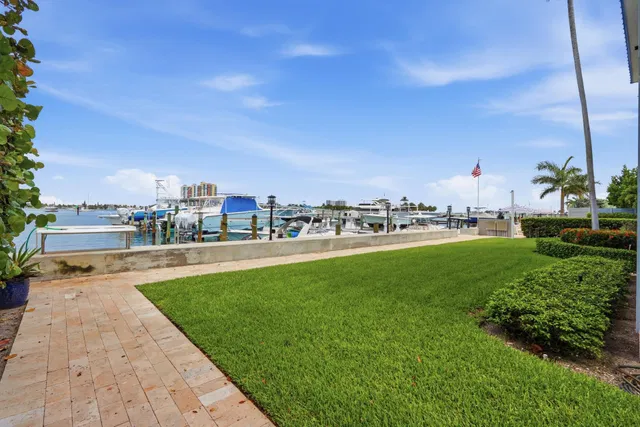Singer Island Unit 206 photo 32
