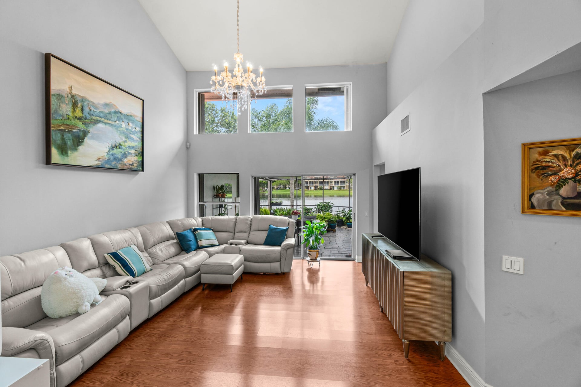 Residence photo 3