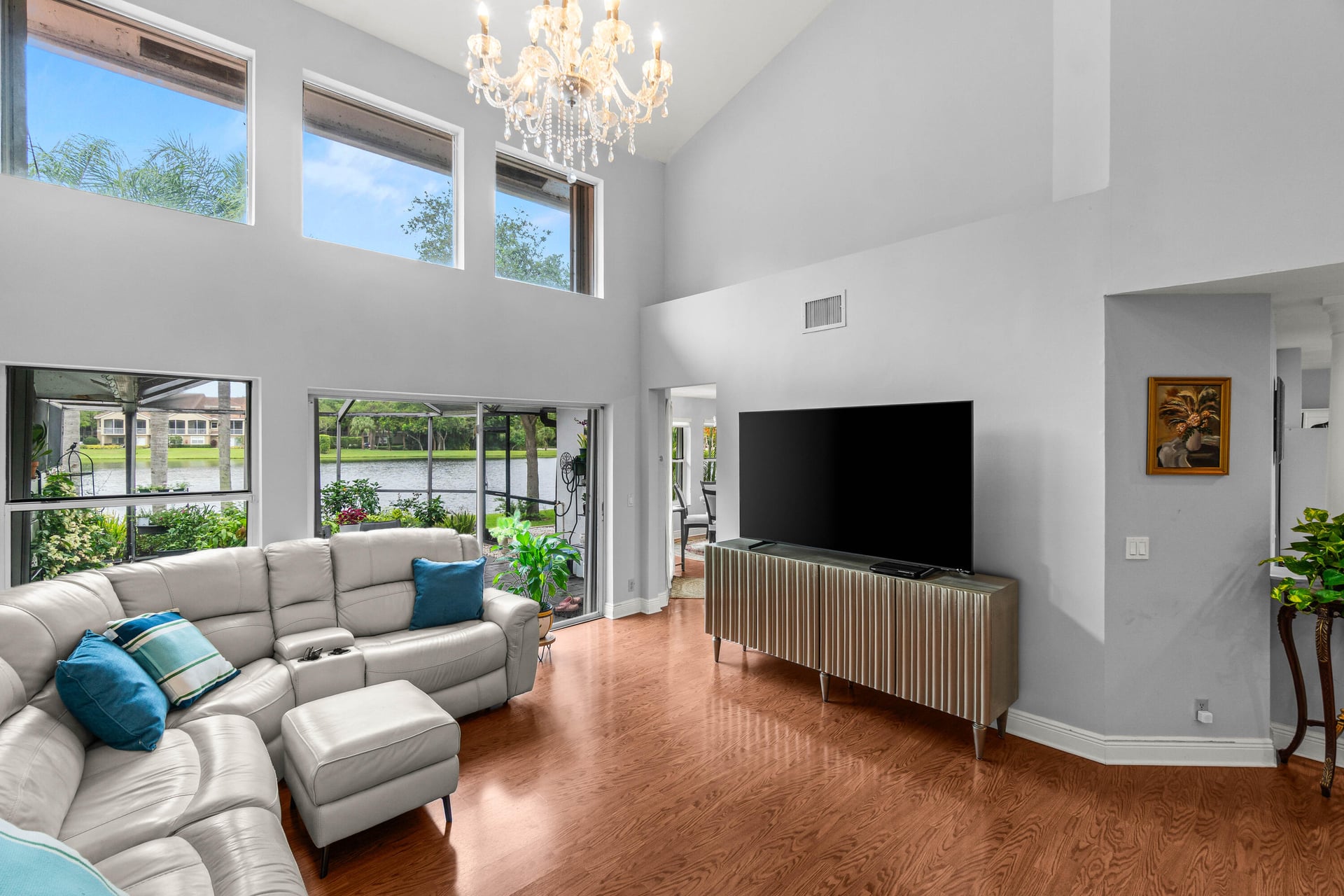Residence photo 5