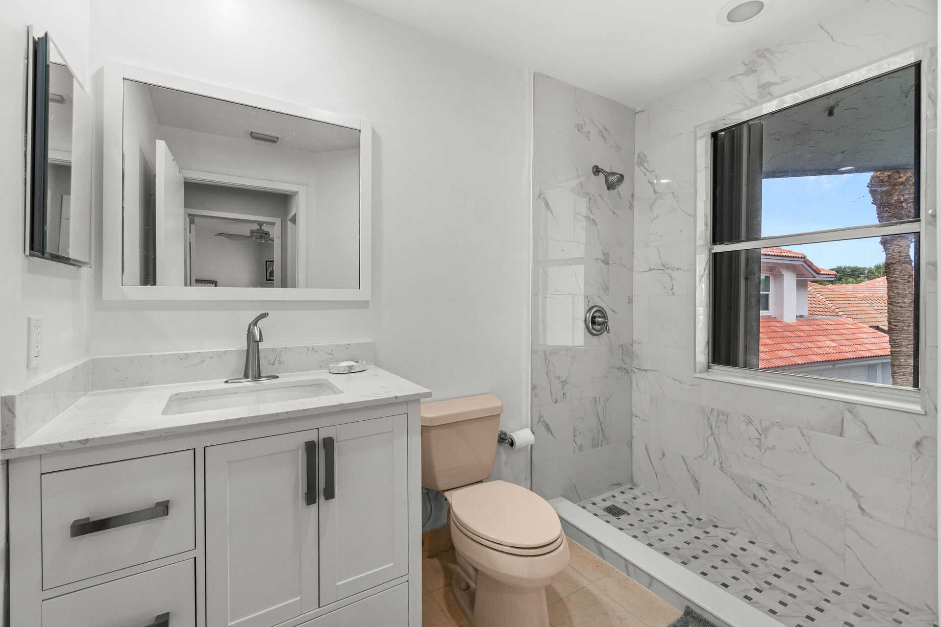 Residence photo 26