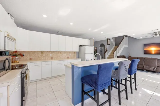 Residence photo 10